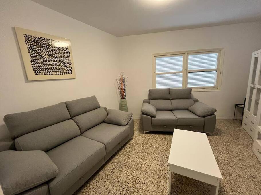 הוילה לוס ריאלחוס Casa Unifamiliar. Gran Terraza. Vistas. Tele Working מראה חיצוני תמונה